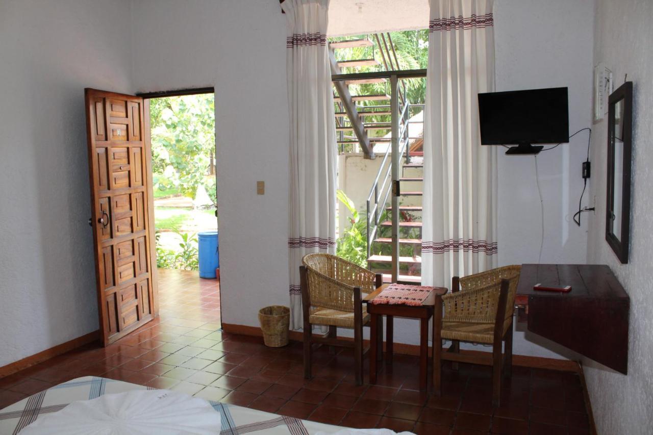 Hotel Albatros Puerto Escondido  Exterior photo