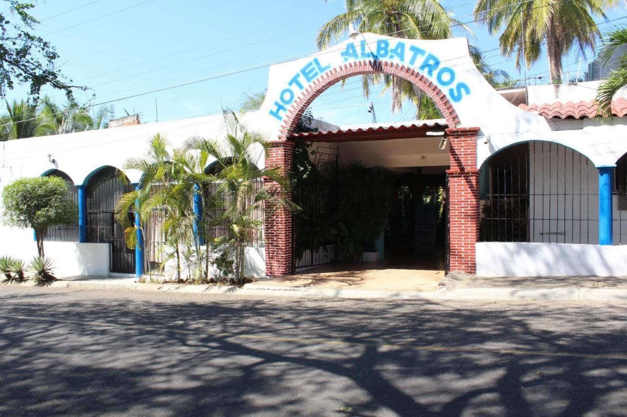 Hotel Albatros Puerto Escondido  Exterior photo